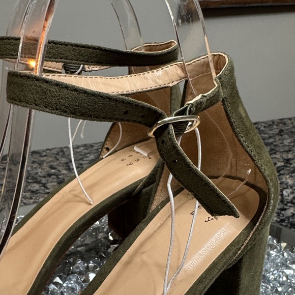 a new day Olive Block Heel Sandals - Picture 11 of 15